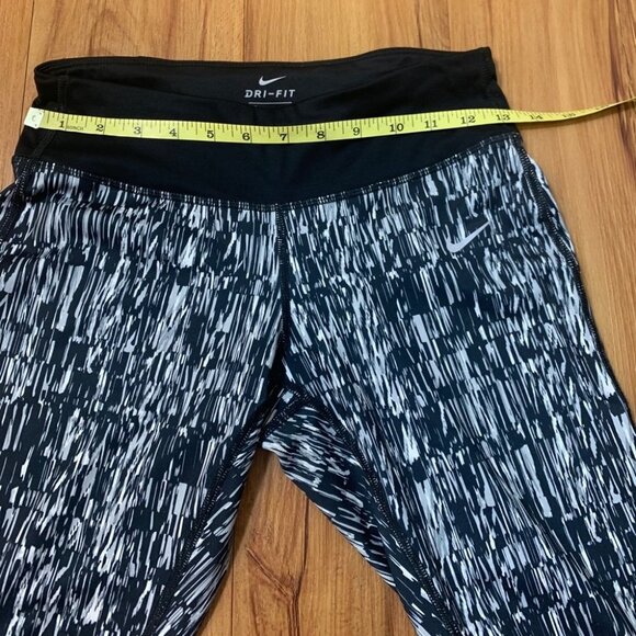 Nike Power Printed Dri-Fit Running Capris Pants - Picture 9 of 11